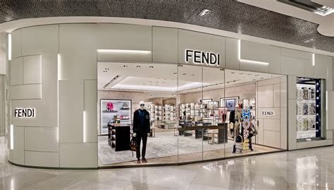 fendi boutique singapore.